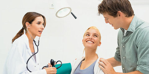 Προγεννητικός έλεγχος στην Εγκυμοσύνη Η ακρίβεια διάγνωσης σημαντικών συγγενών καρδιοπαθειών ανέρχεται στο 90-95% σε εξειδικευμένα κέντρα εμβρυομητρικής ιατρικής και εμβρυϊκής καρδιολογίας.