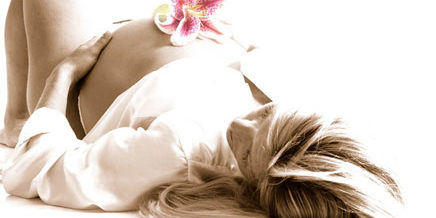 Τοκετός στο τέλος της Εγκυμοσύνης Κάθε εβδομάδα εγκυμοσύνης μετράει! Η μαία μας Γεωργία Λεζέ μοιράζεται μαζί σας γνώση και εμπειρία και σας εξηγεί αναλυτικά τους λόγους!