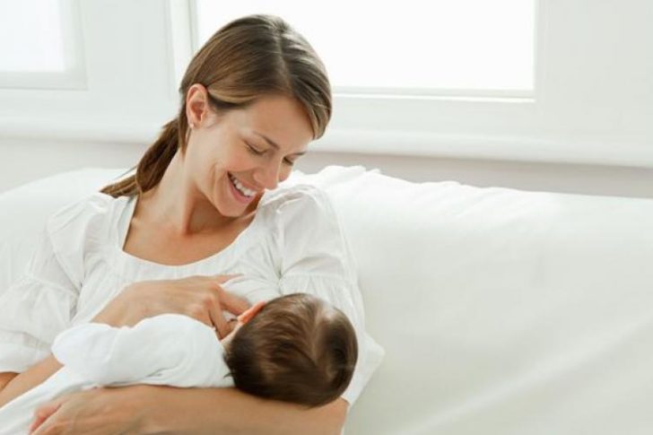 O θηλασμός είναι μια πράξη αγάπης και προσφοράς προς το μωρό. Αποτελεί την επιτομή της μητρικής τέχνης και μια καταπληκτική εμπειρία για τις μανούλες.