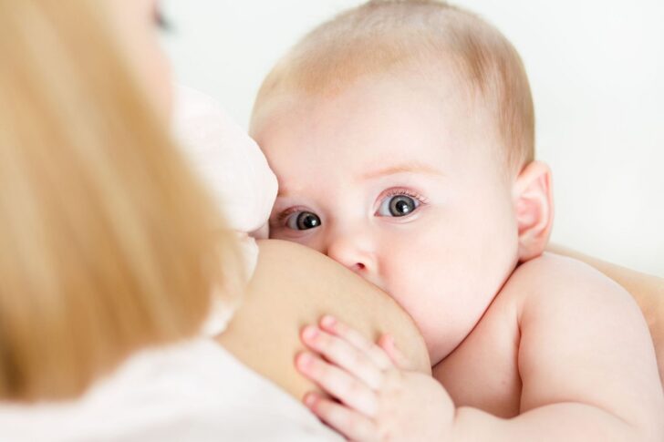 Μέσα από το μητρικό θηλασμό είναι συνήθως επαρκής η ανάπτυξη του μωρού σας. Υπάρχουν όμως και περιπτώσεις που δεν είναι ικανοποιητικός.