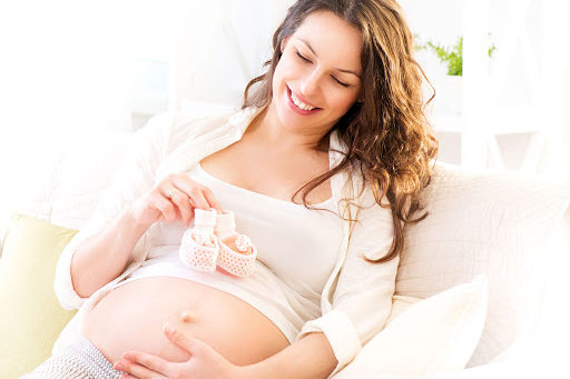 Οι περισσότερες γυναίκες μετά την 36-37 εβδομάδα κύησης εντοπίζουν κάποιες αλλαγές. Ο τοκετός και η γέννηση προετοιμάζουν το σώμα.