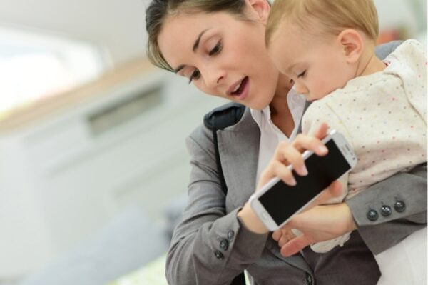 Ποια είναι τα δικαιώματα μητρότητας μίας εργαζόμενης ως ελεύθερος επαγγελματίας; Διαβάστε το άρθρο μας και ενημερωθείτε.