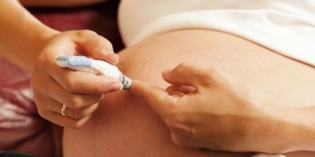 df135df2017c4f0da38af60d83d4a21c Ο Σακχαρώδης Διαβήτης Κύησης είναι πάθηση που αναπτύσσεται κατά τη διάρκεια της εγκυμοσύνης, όταν το σώμα δεν μπορεί να παράγει αρκετή ινσουλίνη για να ξεπεράσει την αντίσταση του οργανισμού στην ινσουλίνη .